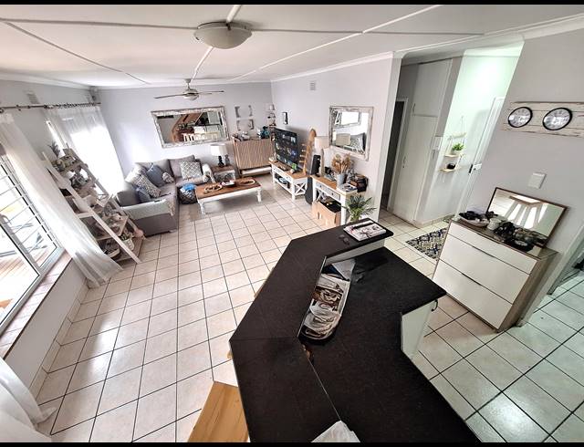 2 BEDROOM TOWNHOUSE TO LET IN UMHLANGA CENTRAL